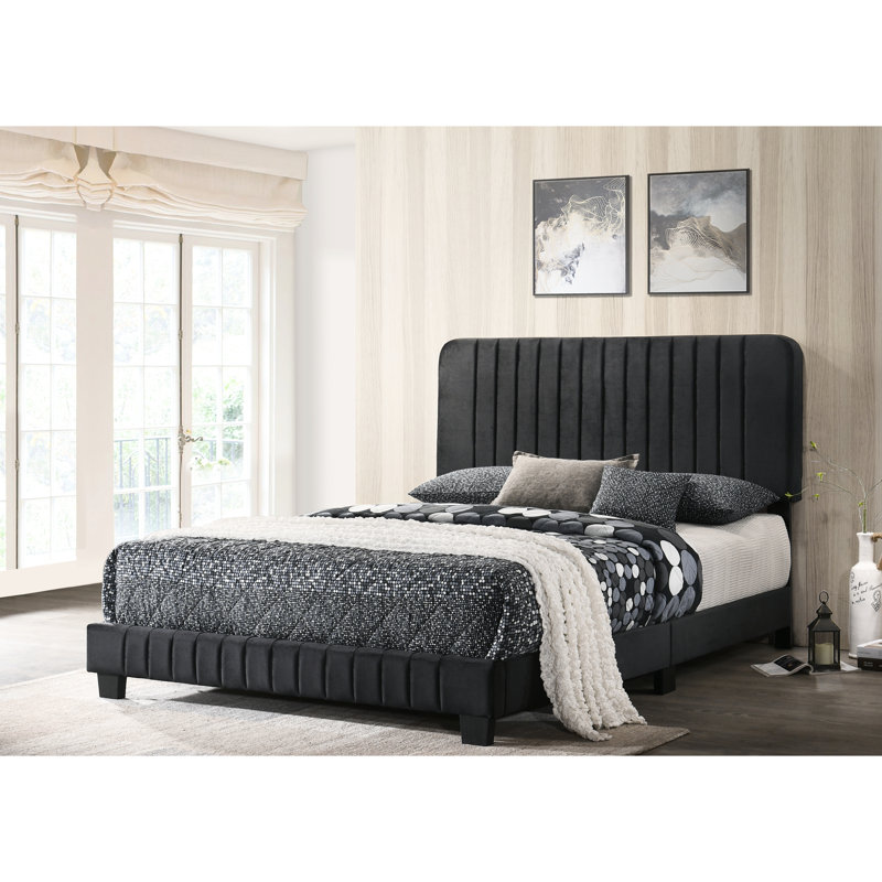 Grand lit noir avec matériaux - Finition épurée, l 65 po x H 48 po x P 86 po, remplisseur de mousse à assembler, l 86 po x H 48 po, assembler vous-même sans tracas