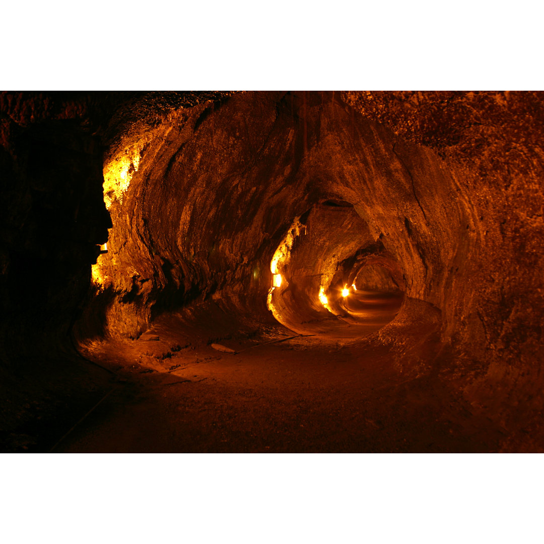 Hawaii Thurston Lava Tube von Yenwen - Druck