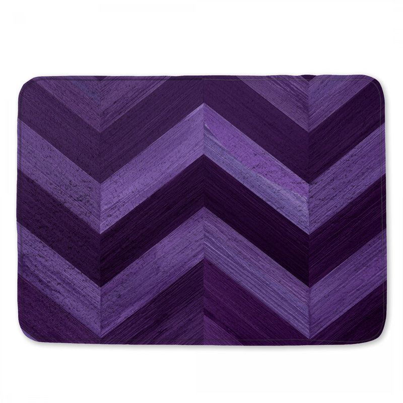 Tapis de bain mauve à motif de chevrons, L 34 po x L 21 po