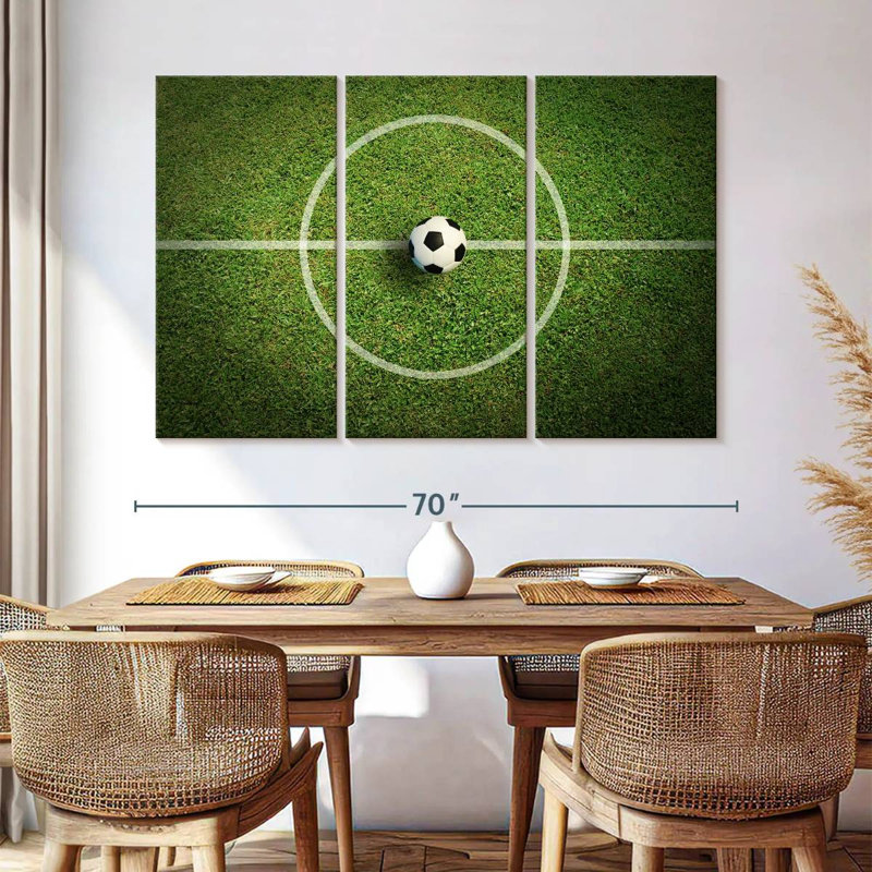 Ballon de football Sireci sur la ligne, H 42 po x l 65 po