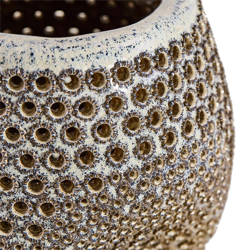Vase en porcelaine perforée, argent