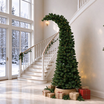 Arbre de Noël fantaisiste de 6 pi avec dessus courbé, sapin de haute montagne mince avec 200 lumières DEL et support en métal pour petits espaces intérieurs
