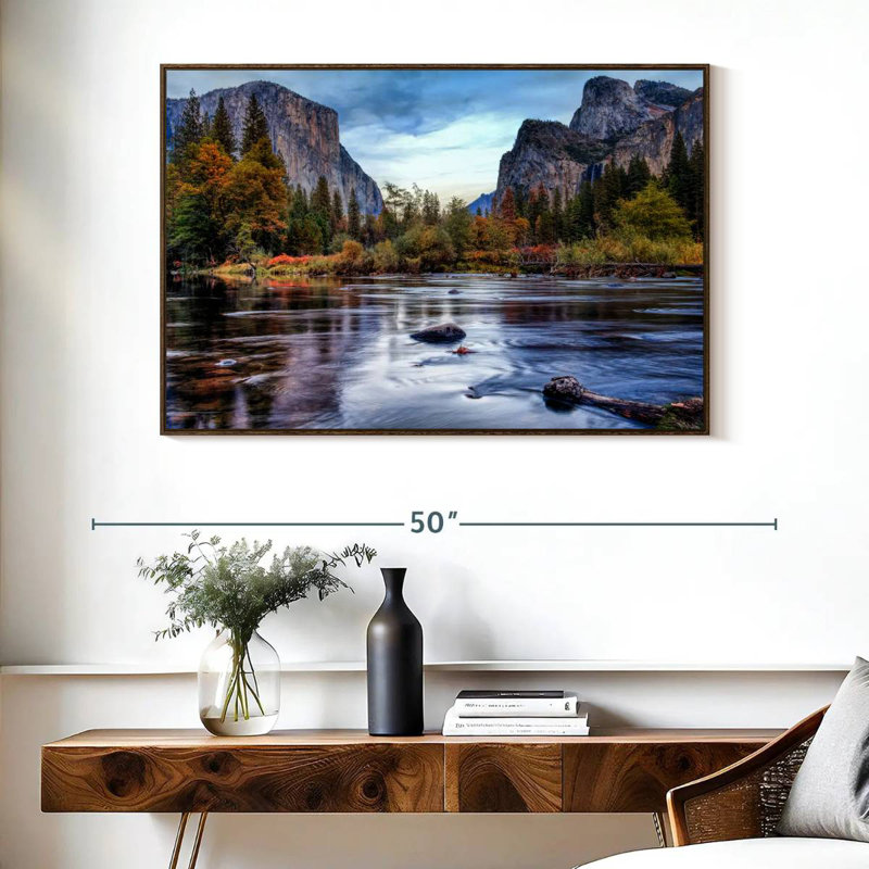Rivière Yosemite Autumn, Cadre flottant noyer, 40 po x 27 po