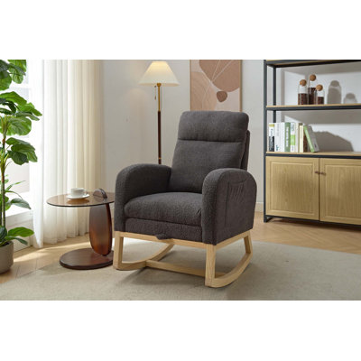 Chaise berçante moderne à haut dossier avec poche latérale pour le salon
