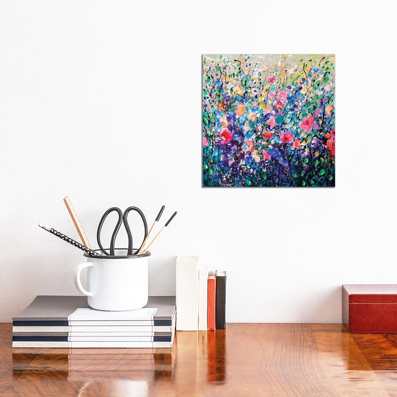 Fleurs par Olena, reproduction d'art sur toile tendue, H 12 po x l 12 po x P 0,75 po, Toile tendue
