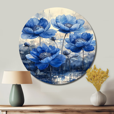 Pivoines bleues par le ruisseau II - impression d'art en métal bleu traditionnel, pivoines rondes, décoration murale en métal