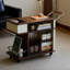 Chariot de table d'appoint moderne et simple de 74 cm (29,13 po) avec porte de rangement et roulettes universelles