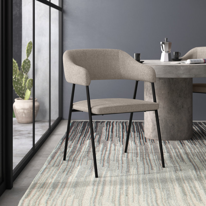 Chaise avec accoudoirs rembourrée Charneco, Beige