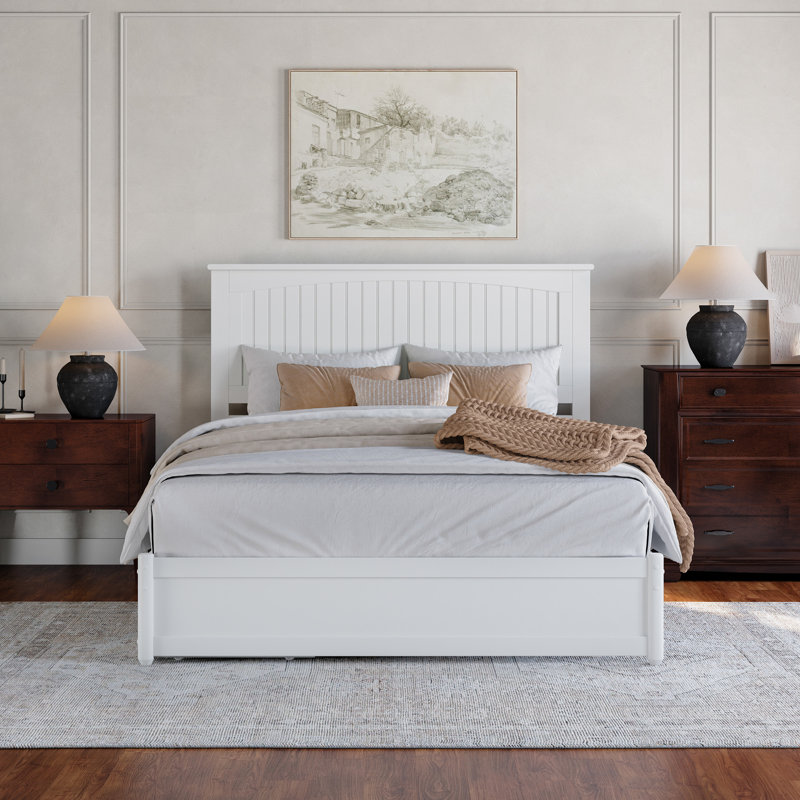 Lamaiyah Solid Wood Platform Bed with Footboard and Storage Drawers, White, Queen