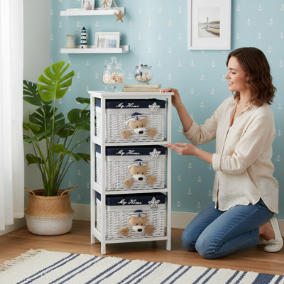Armoire en bois à 3 tiroirs avec paniers de rangement en osier et cadeau de Noël en forme d'ours en peluche pour la maison