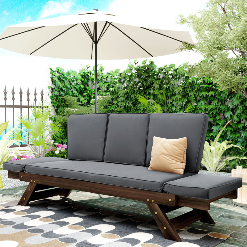 Lit de jour d'extérieur en bois avec coussins et coussins lavables - extensible et polyvalent, tissus de patio brun et gris, structure, brun / gris