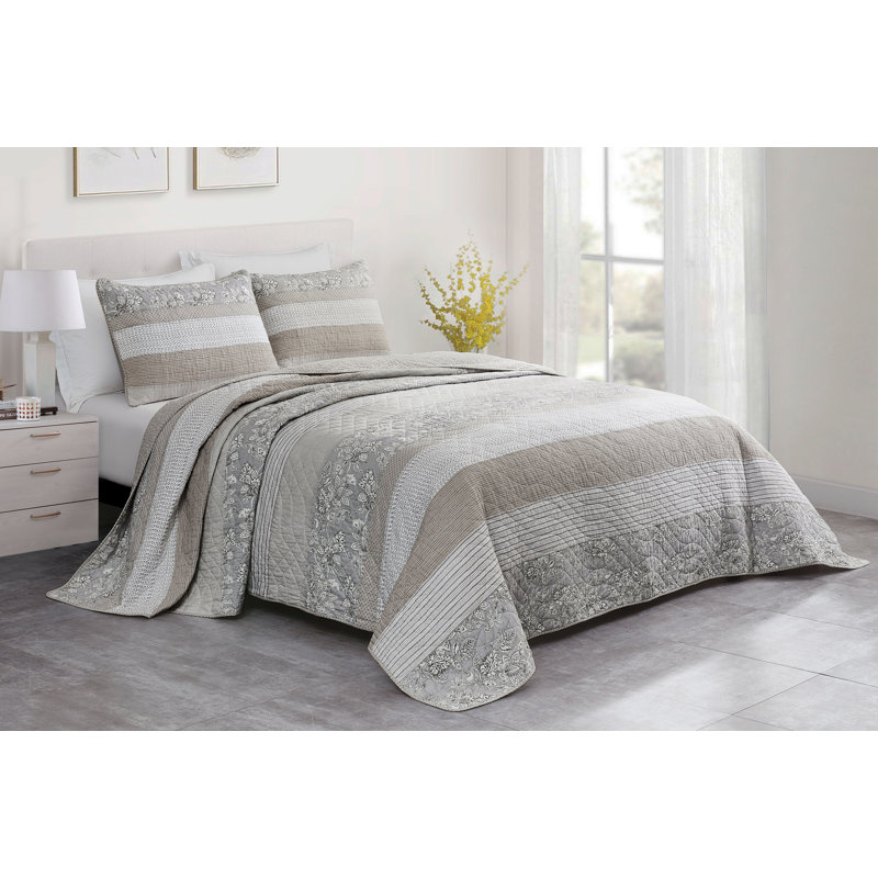 Twin Gray Cotton Reversible Patchwork Floral Quilt Set