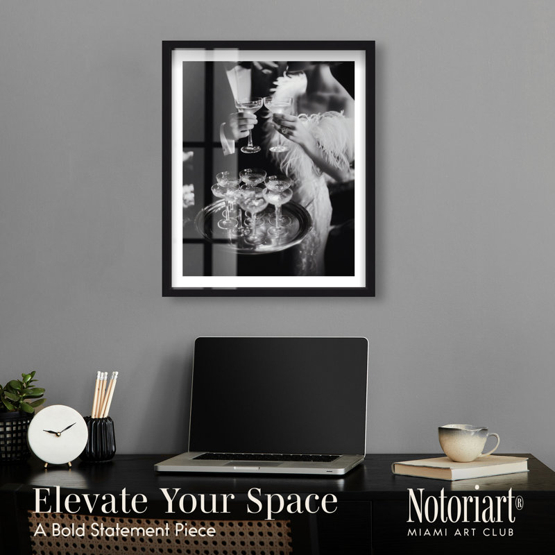 «Gatsby Glamour Shadowbox Print», art mural par Notoriart, cadre noir, 20 x 24, H 25 po x l 21 po, Black Frame