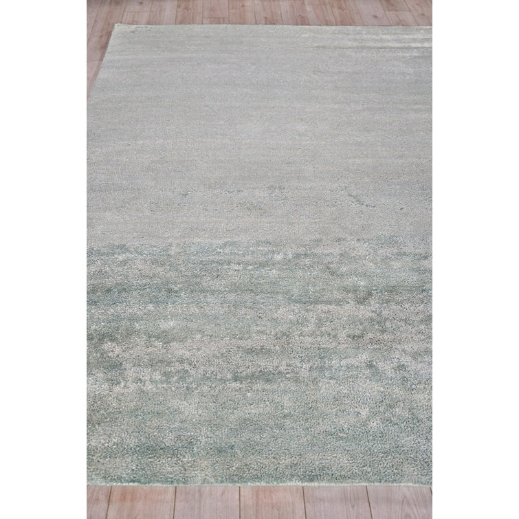 Plush Hand-Knotted Wool/Viscose Area Rug in Gray/Blue