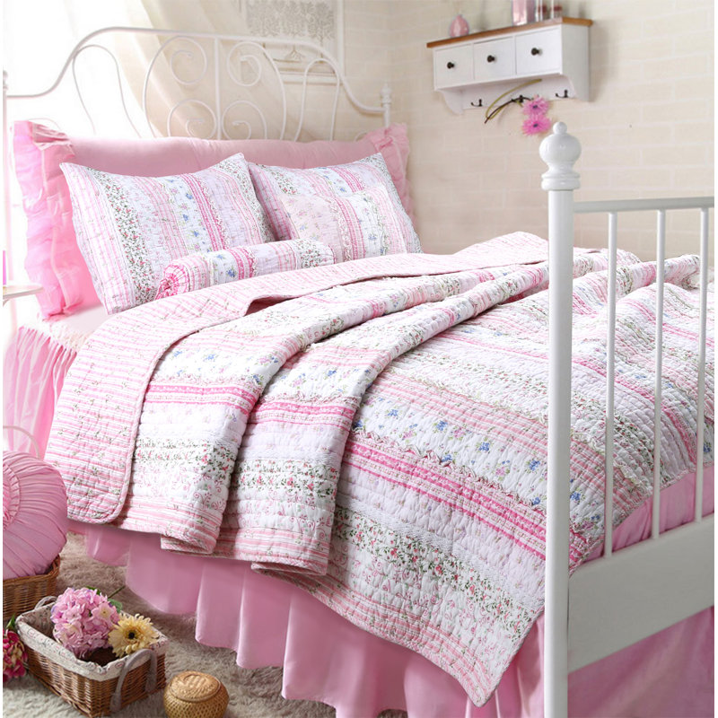 Romantic Chic 2 - Piece Quilt Set, Lavender, King Quilt + 2 King Shams