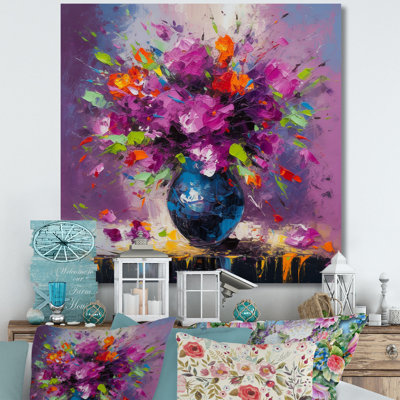 Fleurs mauves vives dans un vase noir - impression