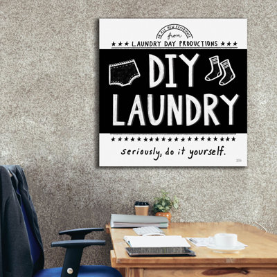 «Diy Laundry Bw» par Melissa Averinos, art mural sur toile