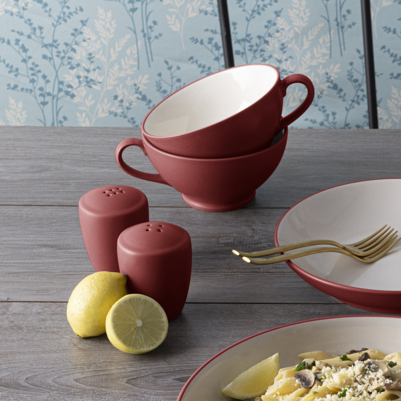 Sel et poivre Noritake Colorwave, 3-3 / 8 po, Framboise