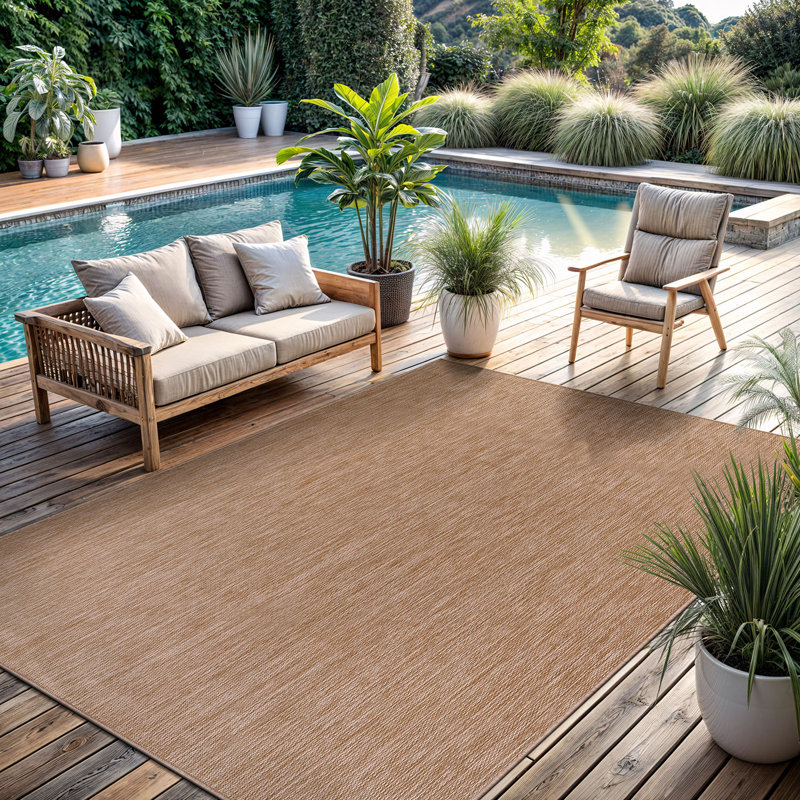 Beige Indoor/Outdoor Rug, Rectangle 5' x 7'