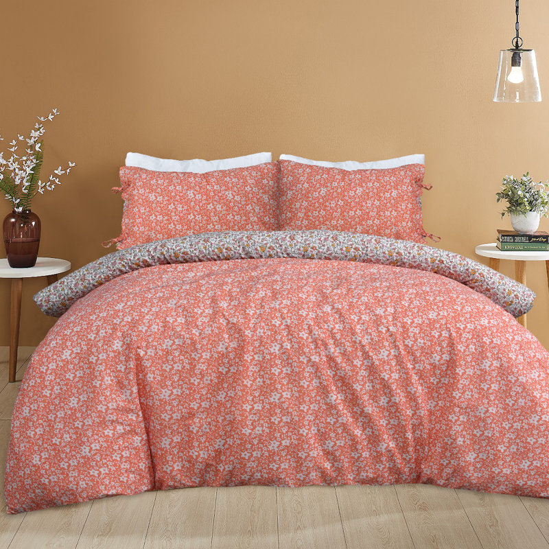 Quinlynn Polyester Floral Duvet Cover Set with Pillowcases Included, Orange, King Duvet Cover + 2 Standard Pillowcases