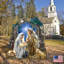 Glory to God Wooden Figurine