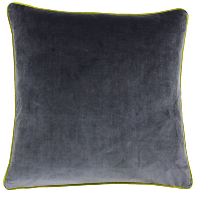 Oliver Square Throw