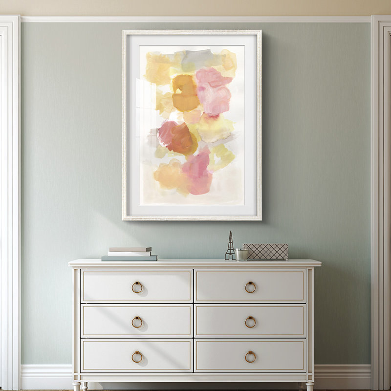 Warm Petals II - Impression encadrée, H 28,5 po x l 20,5 po, Blanc