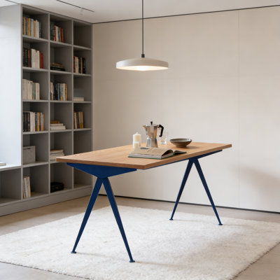 Bureau pratique et créatif avec pieds bleu marine
