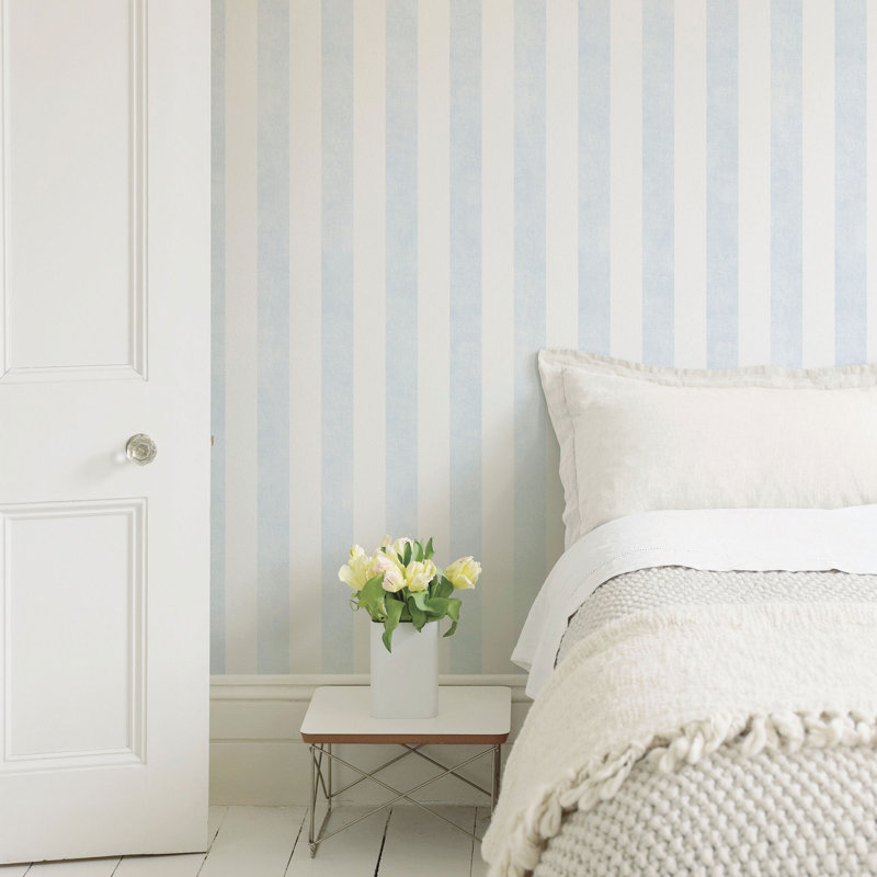 Dodd 10m x 52.8cm Matte Wallpaper Roll, Blue/White