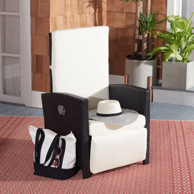 Wicker Outdoor Lounge Chair