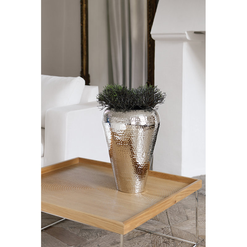 Venus Handmade Metal Table Vase