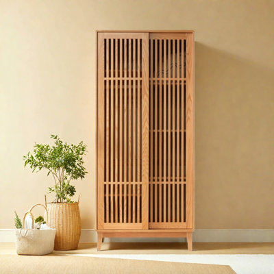 Armoire classique rétro