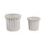 Ensemble de pots à fleurs en grès avec rebord sculpté et texture striée verticale