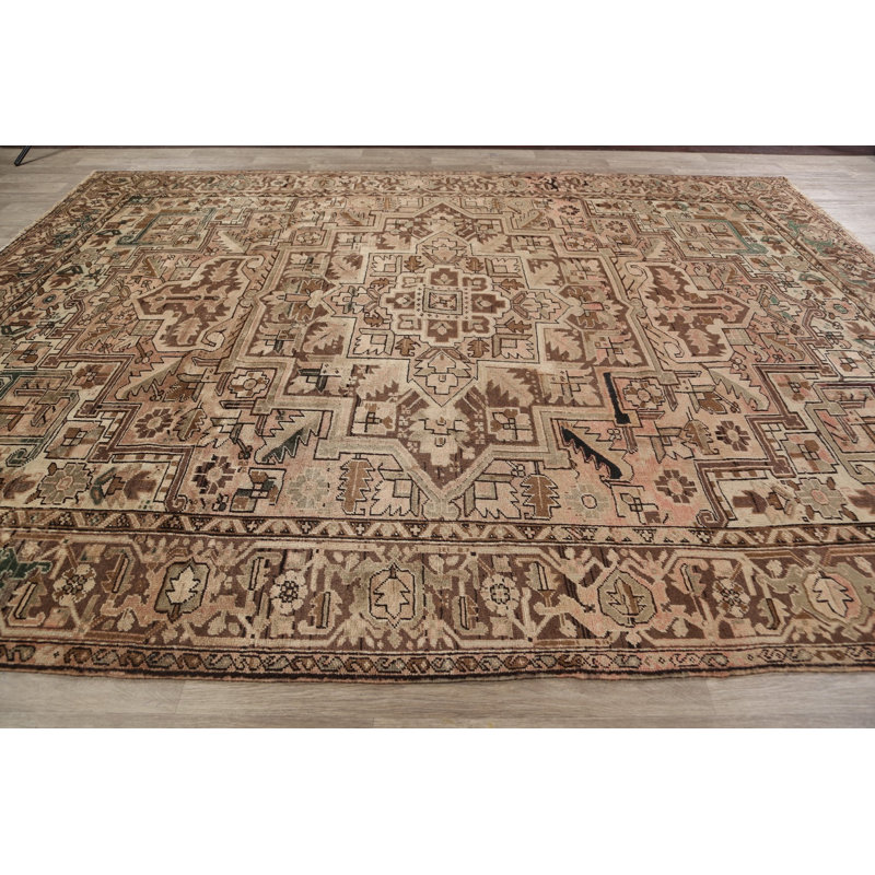 Tapis unique en laine noué à la main brun style Heriz des années 1940 de 9 pi 8 po x 12 pi 2 po