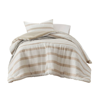 2-Piece Twin/Twin XL Yarn-dyed striped comforter