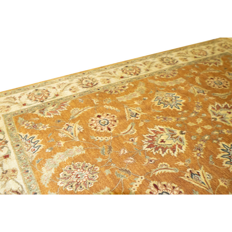 Tapis doré et ivoire de haute qualité noué à la main