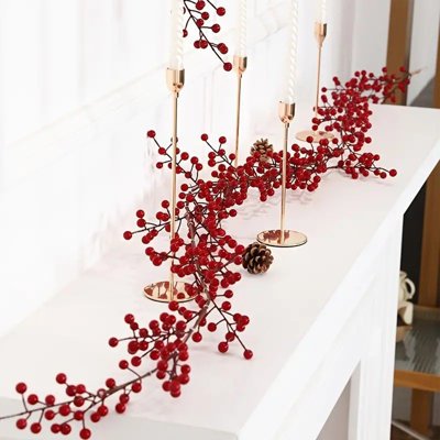 Rotin artificiel de baies rouges aux fruits rouges Décoration de Noël rotin de fruits rouges de Noël