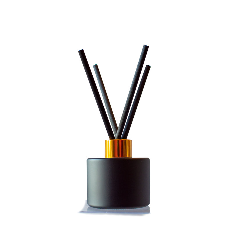 Waverly Hall Holiday Reed Diffusers And Sticks
