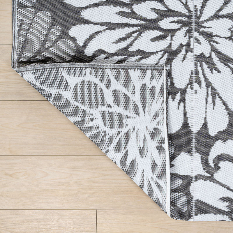 Tapis d'extérieur pliable et réversible Bloom, Gray/White, Rectangle 5' x 8'