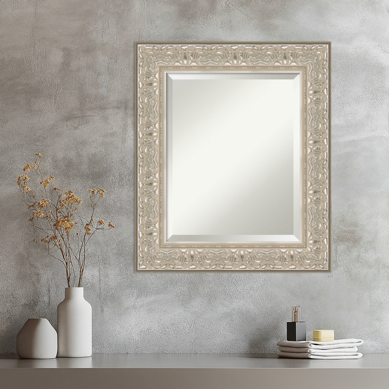 Miroir mural Luxe, 26,75 po x 22,75 po, Crème argent