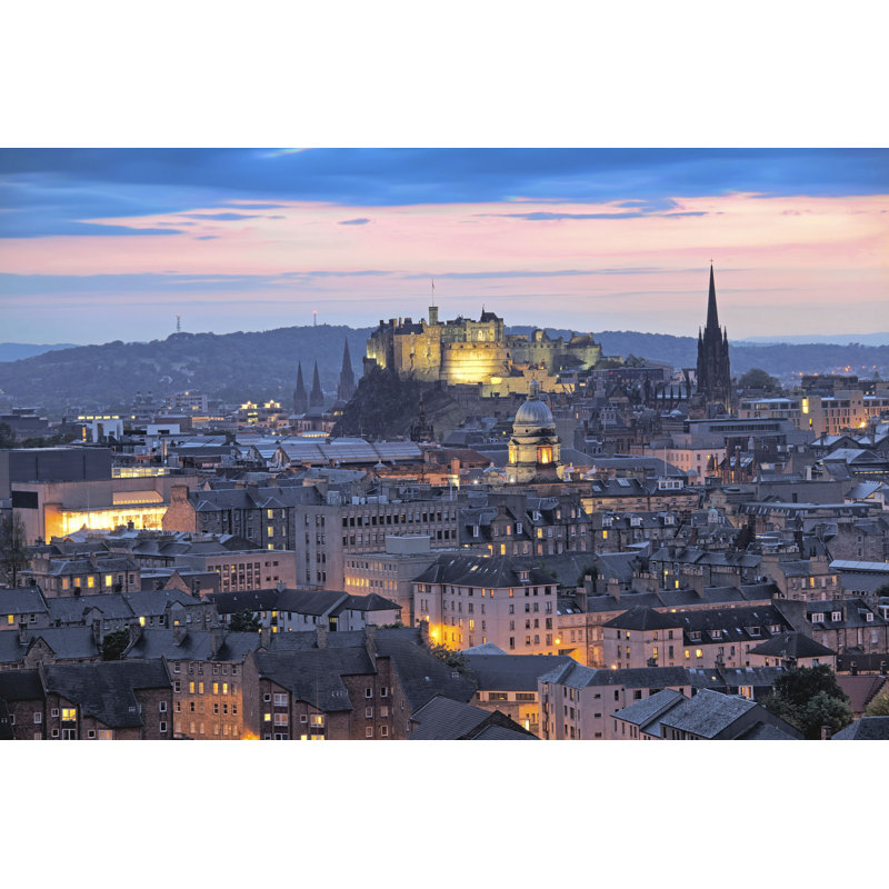 Doriana Edinburgh Skylines par - Photographie de toile tendue, H 32 po x l 48 po