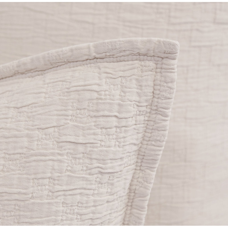 Blush Cotton Twin Matelassé Coverlet with Diamond Pattern