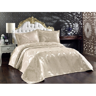 Medora Cotton Damask Bedspread with Pillowcases Included