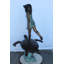 Fontaine Yuriko en forme de fille aventureuse sur une tortue en bronze - taille: 35 po x 29 po x H 56 po.