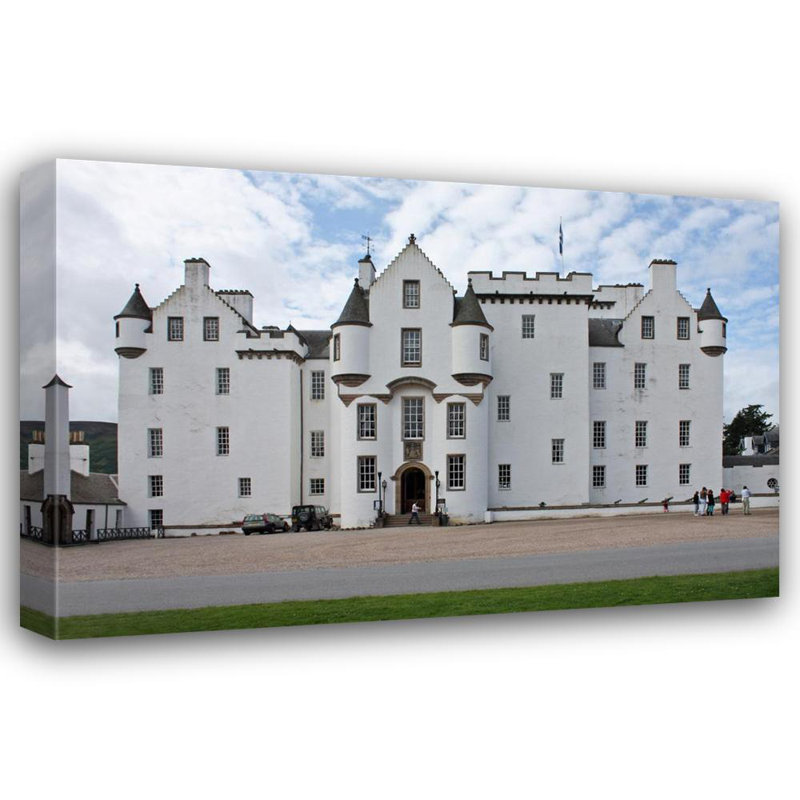 Blair Castle, 27" H x 40" W