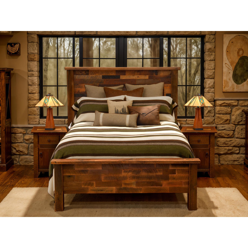 Lit Americana Fireside Lodge, Grand lit