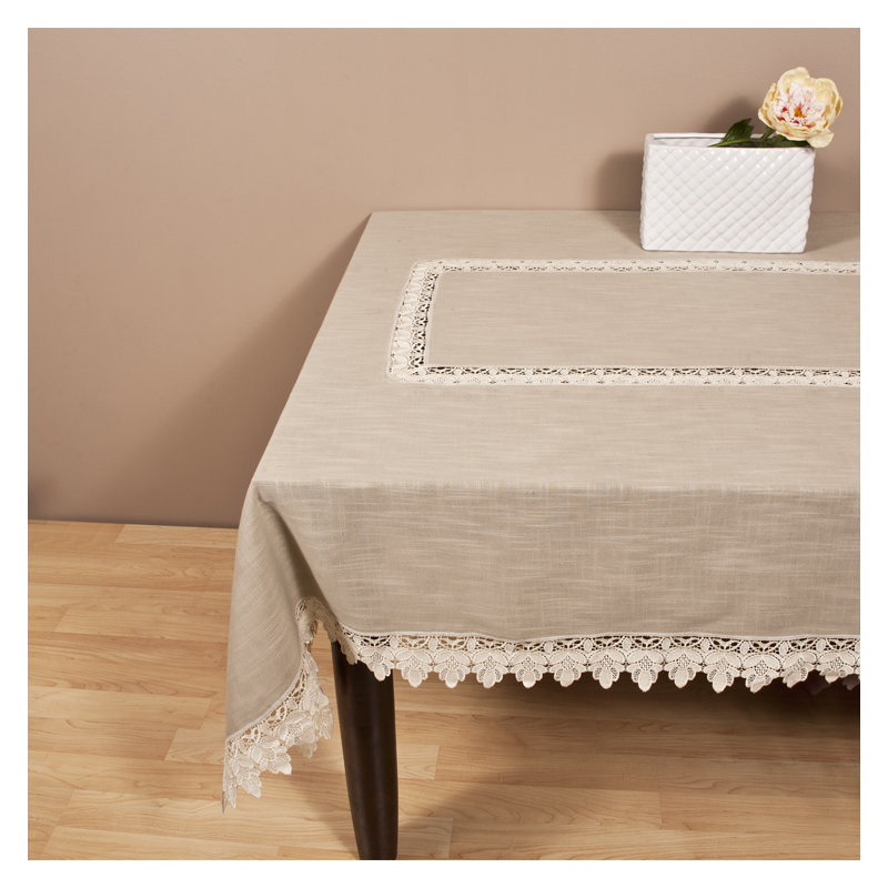 Nappe tronquée dentelle