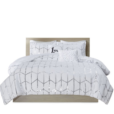 Attractive Full/Queen Metallic Printed Comforter - Silver On White Geometric, Super Soft Microfiber, , 2 Shams, Decorative Pillows Pillow And Sham Geometric White, Pillows, Comfortable Bedding