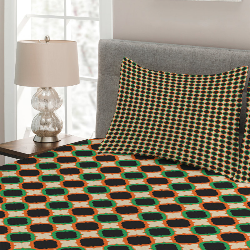 Polyester Geometric Shapes Coverlet
