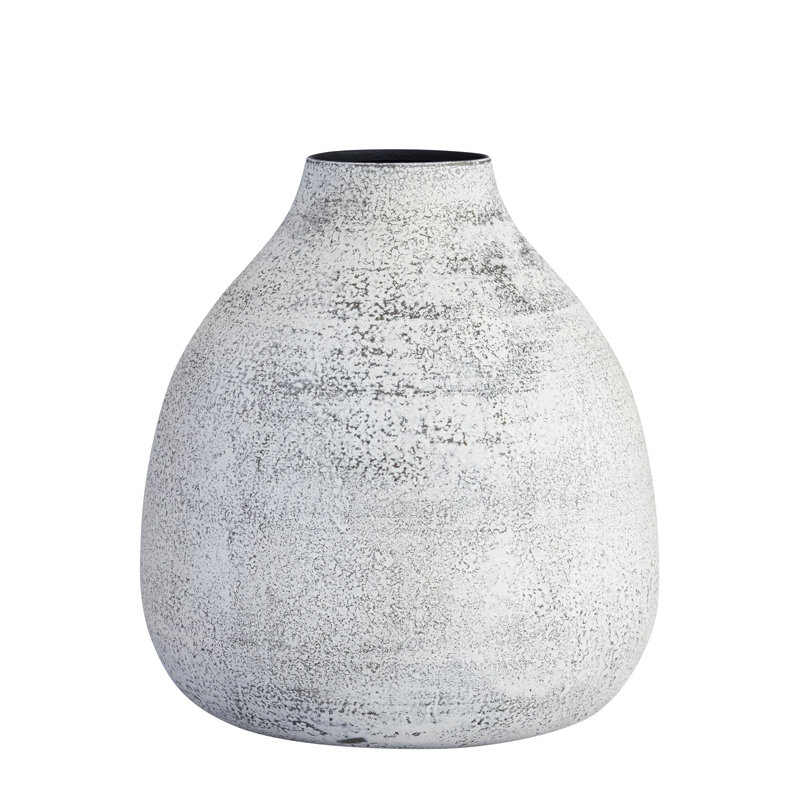 Vase en fer gris antique